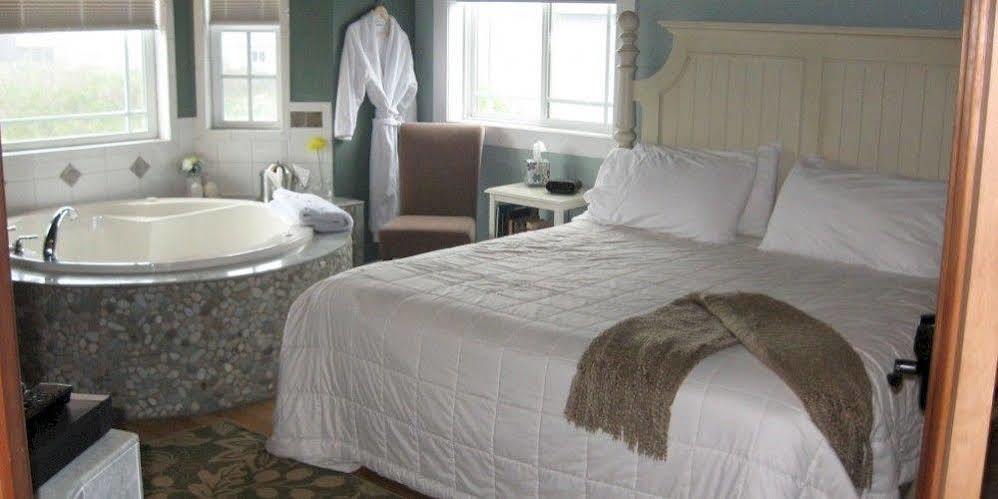 Collins Inn & Seaside Cottages (Adults Only) Ocean Shores Exterior foto